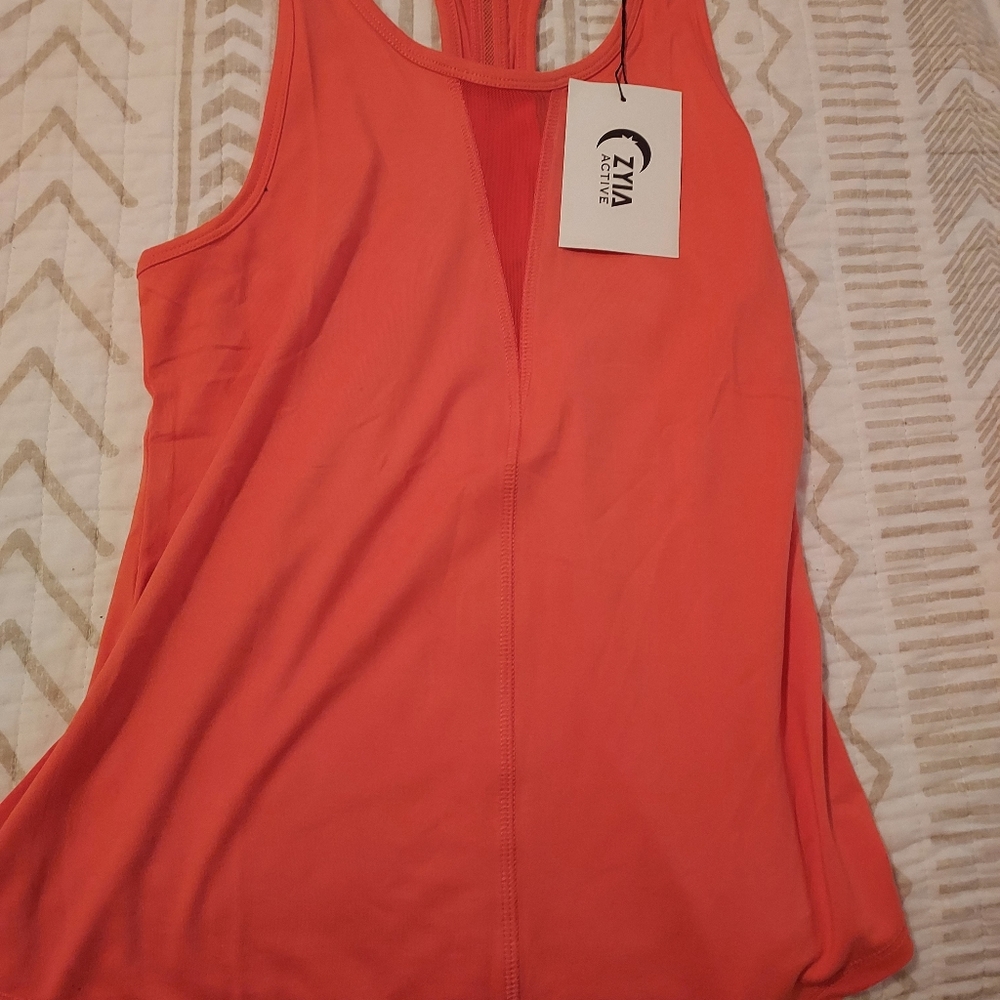 Active tank top